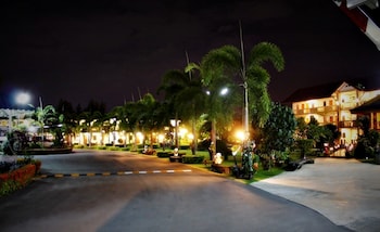 p n gold resort