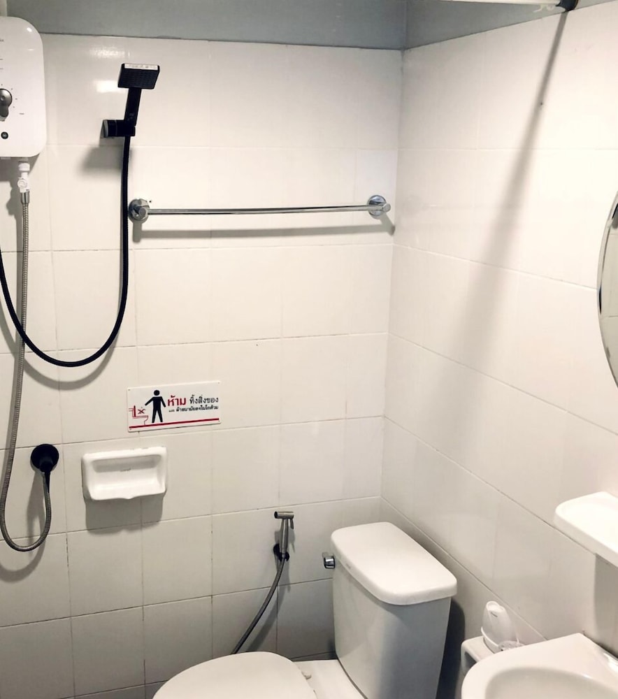 Betta Hostel,Chonburi>>Chon Buri,2 star