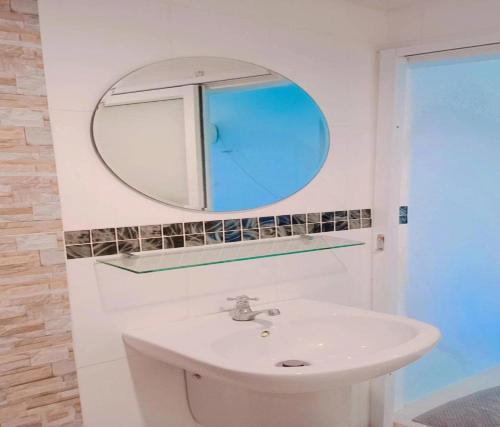 popular lanta resort