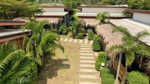 popular lanta resort