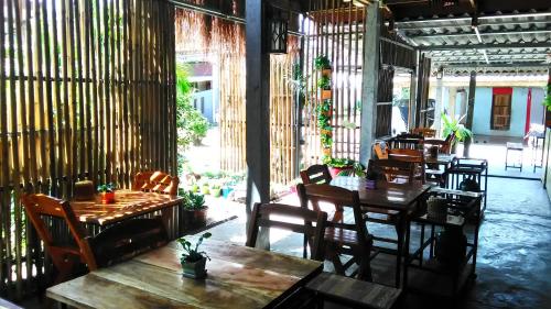 popular lanta resort