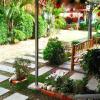 popular lanta resort