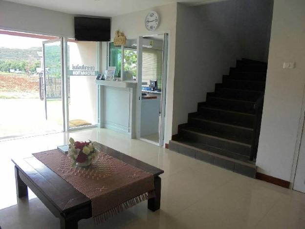 rose villa resort