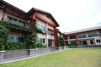 rose villa resort