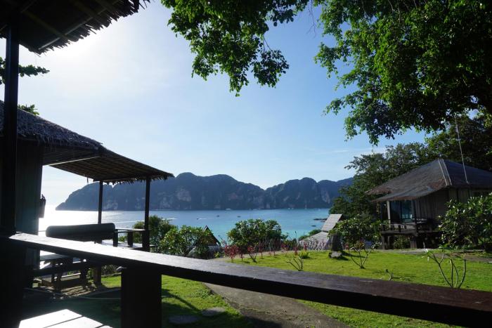 hip seaview resort at phi phi