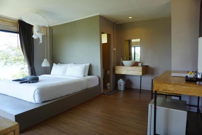 hip seaview resort at phi phi