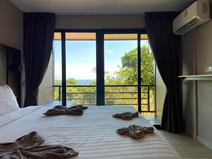 hip seaview resort at phi phi