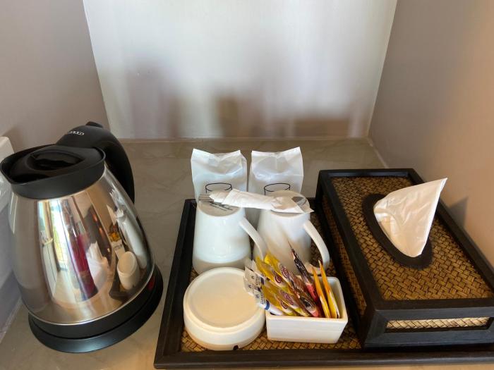 hip seaview resort at phi phi