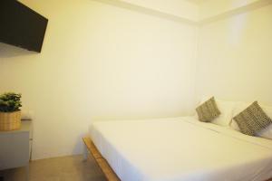 green sleep hostel
