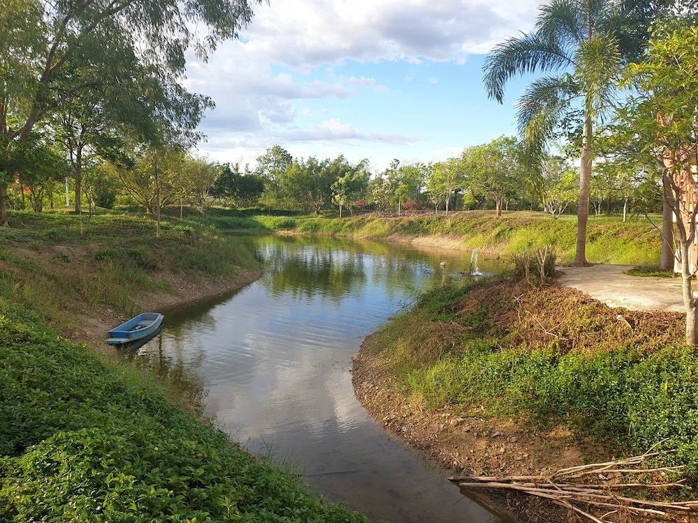 suan phueng pa wai resort