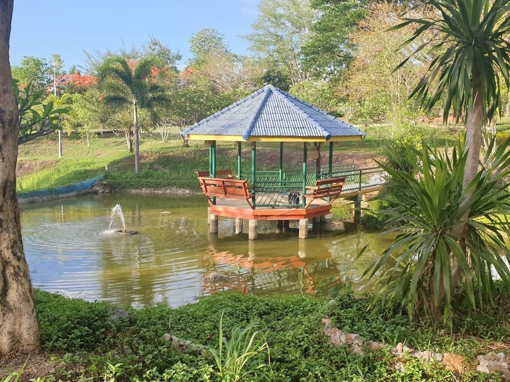 suan phueng pa wai resort