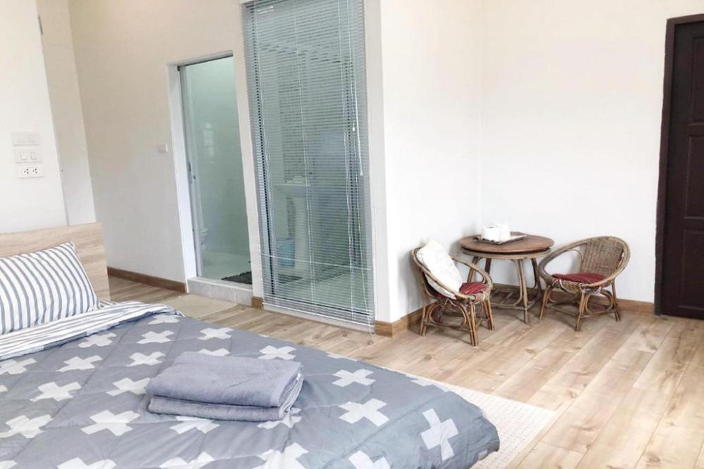 urban bed hostel adults only