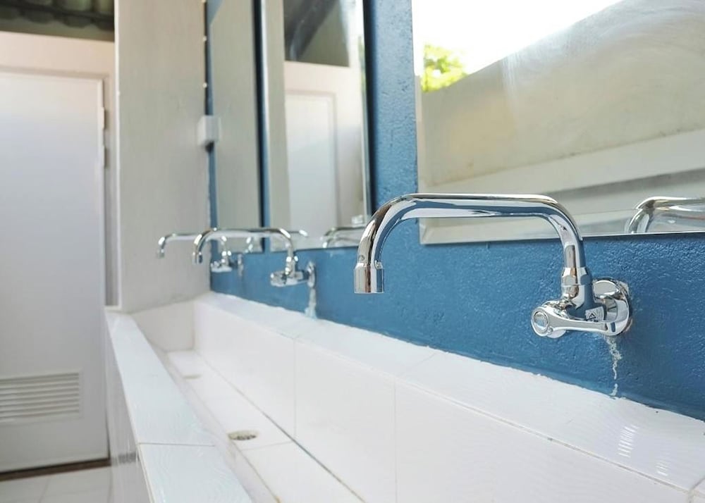 urban bed hostel adults only