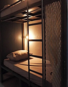 urban bed hostel adults only