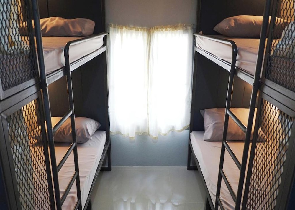 urban bed hostel adults only