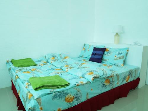 koh mook hostel