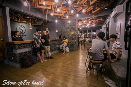 silom space hostel