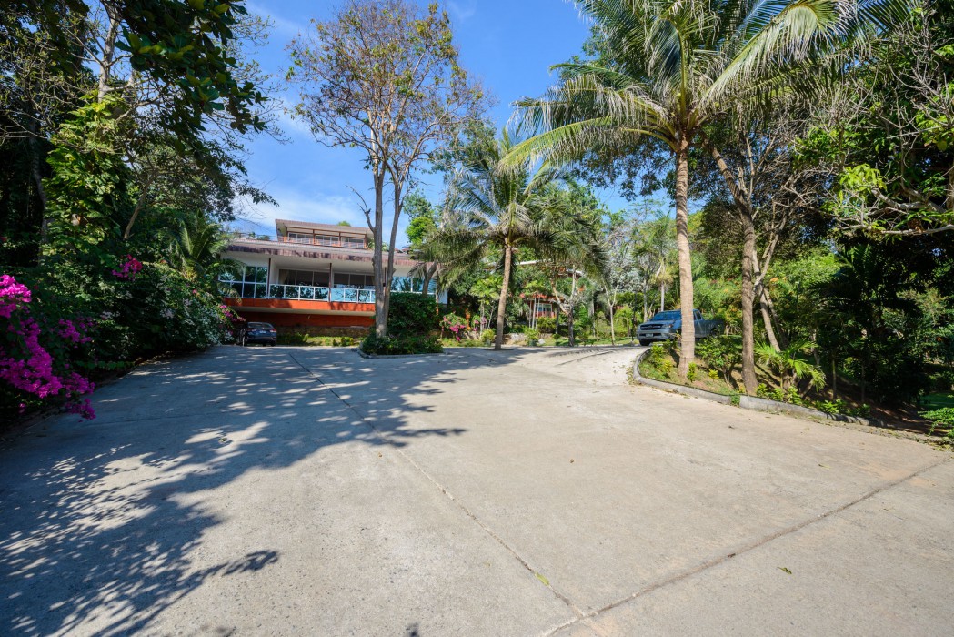 baansuan aokhai beach resort