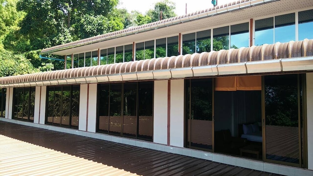 baansuan aokhai beach resort