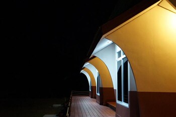 Lomtalay Resort Trat,Bang Pit>>Bai Lan,3 star