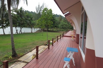 Lomtalay Resort Trat,Bang Pit>>Bai Lan,3 star