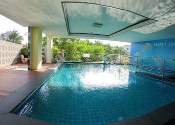 phuket chinoinn hotel