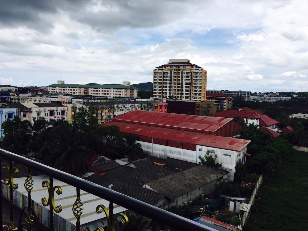 phuket chinoinn hotel