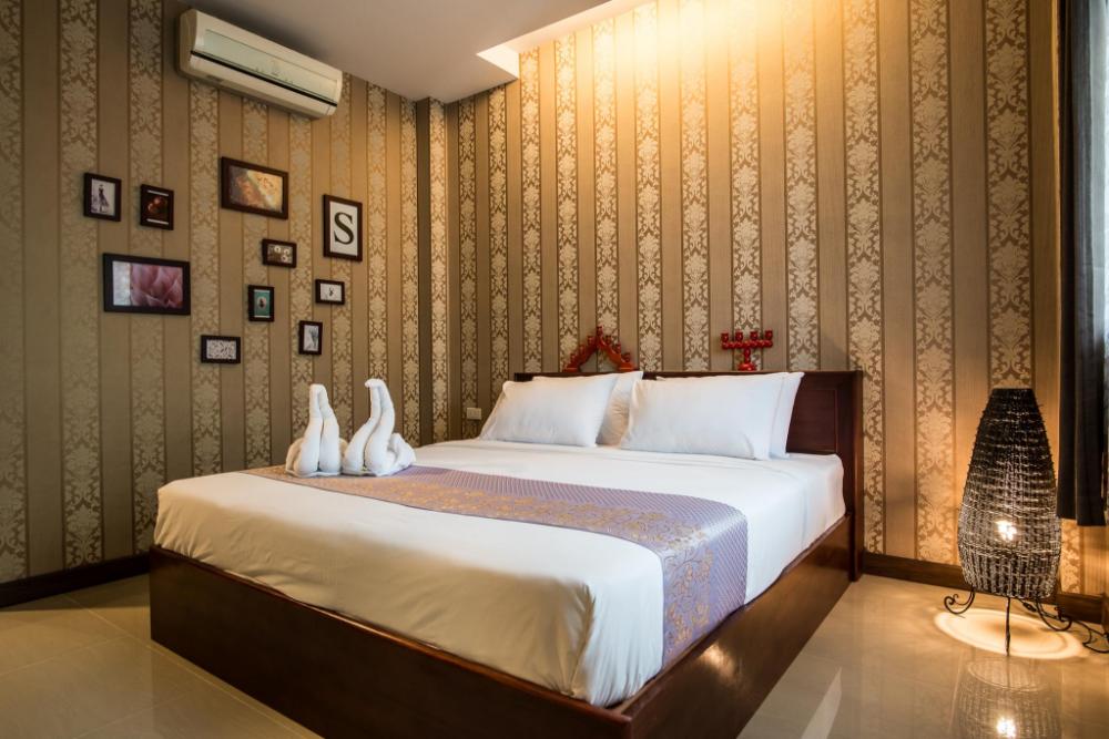 sunday j resort and restaurant