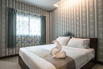 sunday j resort and restaurant