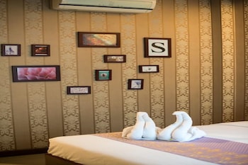 sunday j resort and restaurant