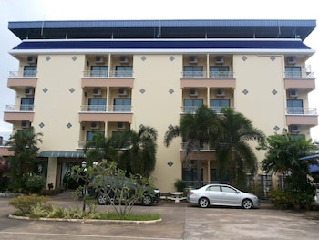 ritzy house hotel