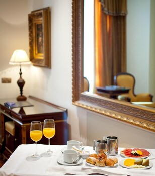 Hotel-Img