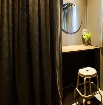 heyyyy bangkok hostel