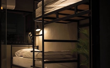 heyyyy bangkok hostel