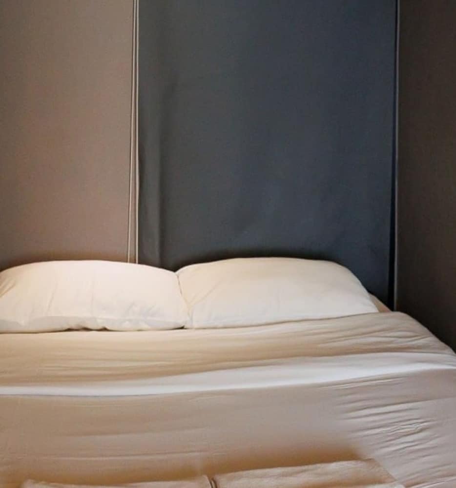 heyyyy bangkok hostel