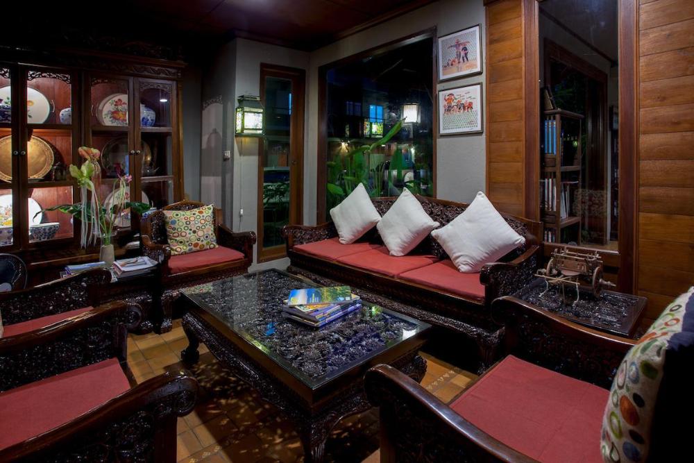 baan la poon hotel