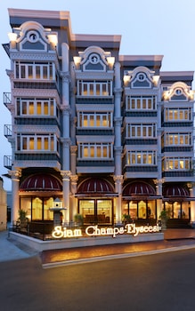 siam champs elyseesi unique hotel