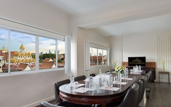 siam champs elyseesi unique hotel