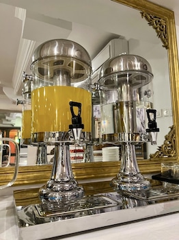 siam champs elyseesi unique hotel