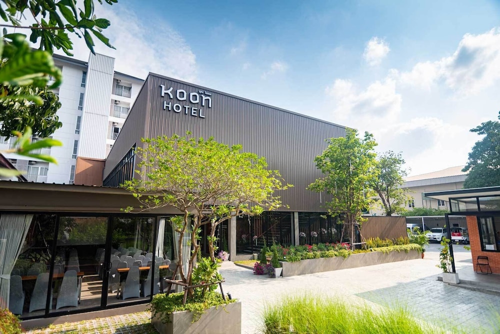 Koon Hotel Sukhumvit,Bang Na>>Ban Khlong Samrong,4 star