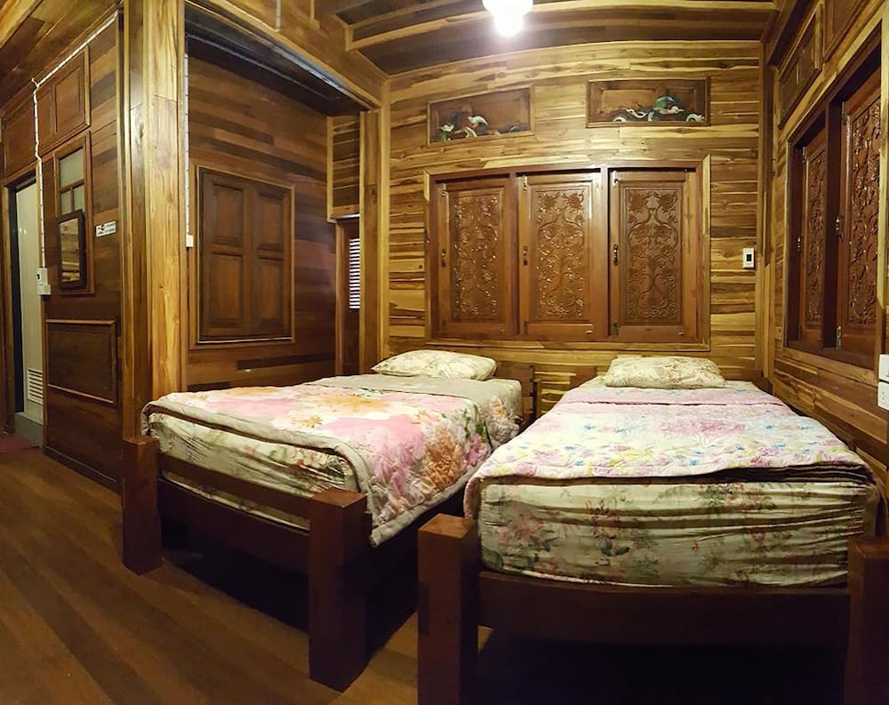 klong suan plu resort