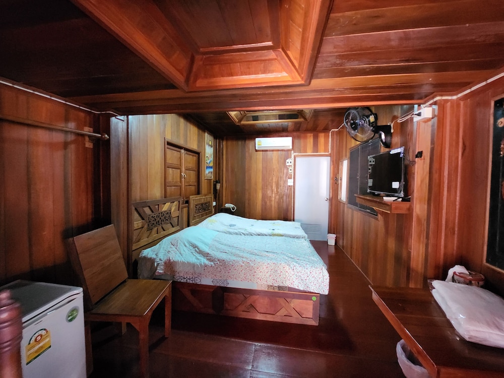 klong suan plu resort