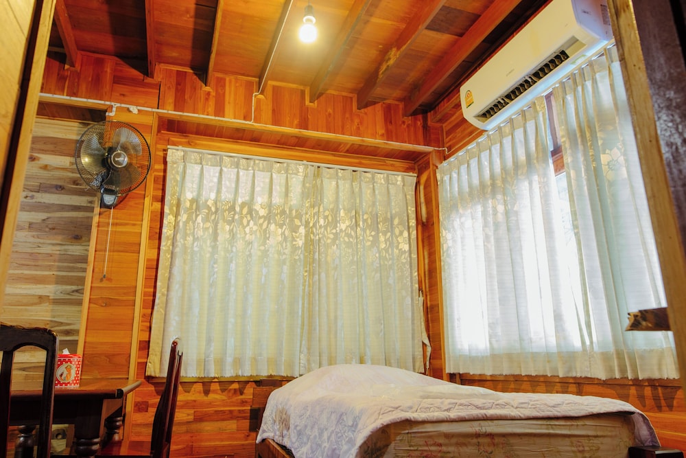 klong suan plu resort