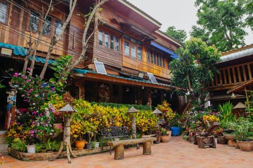 klong suan plu resort