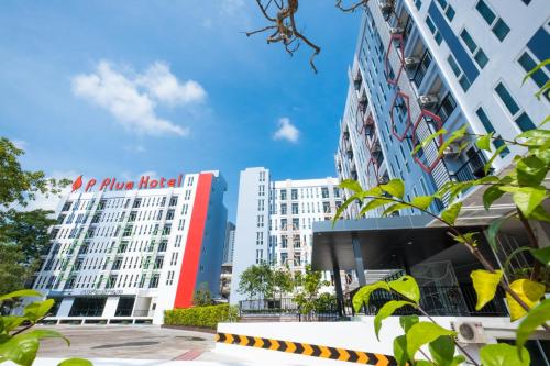 p plus hotel