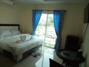 bann lom le huahin