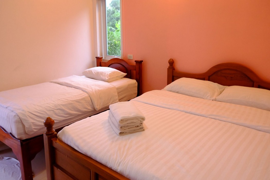 pt house resort