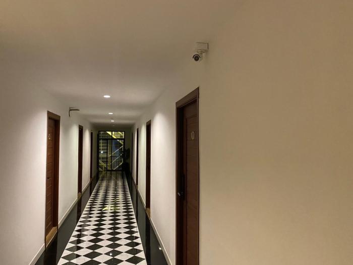 chonlapruk lakeside hotel