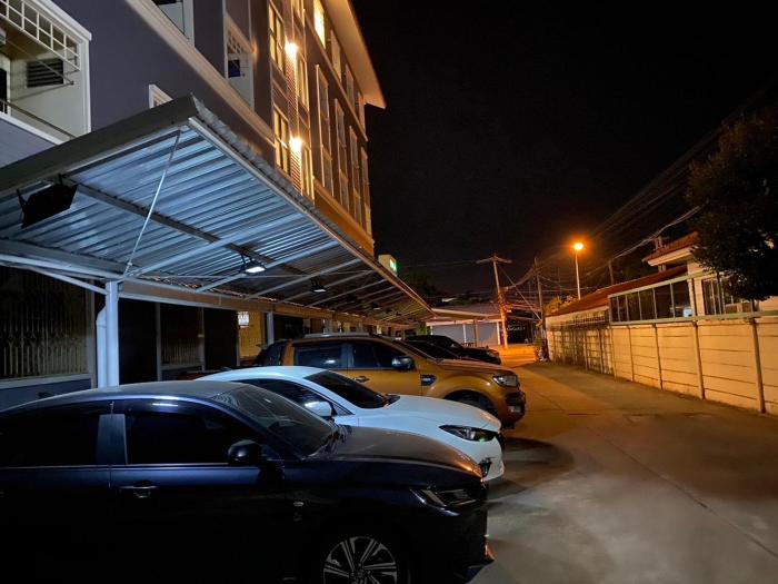 chonlapruk lakeside hotel