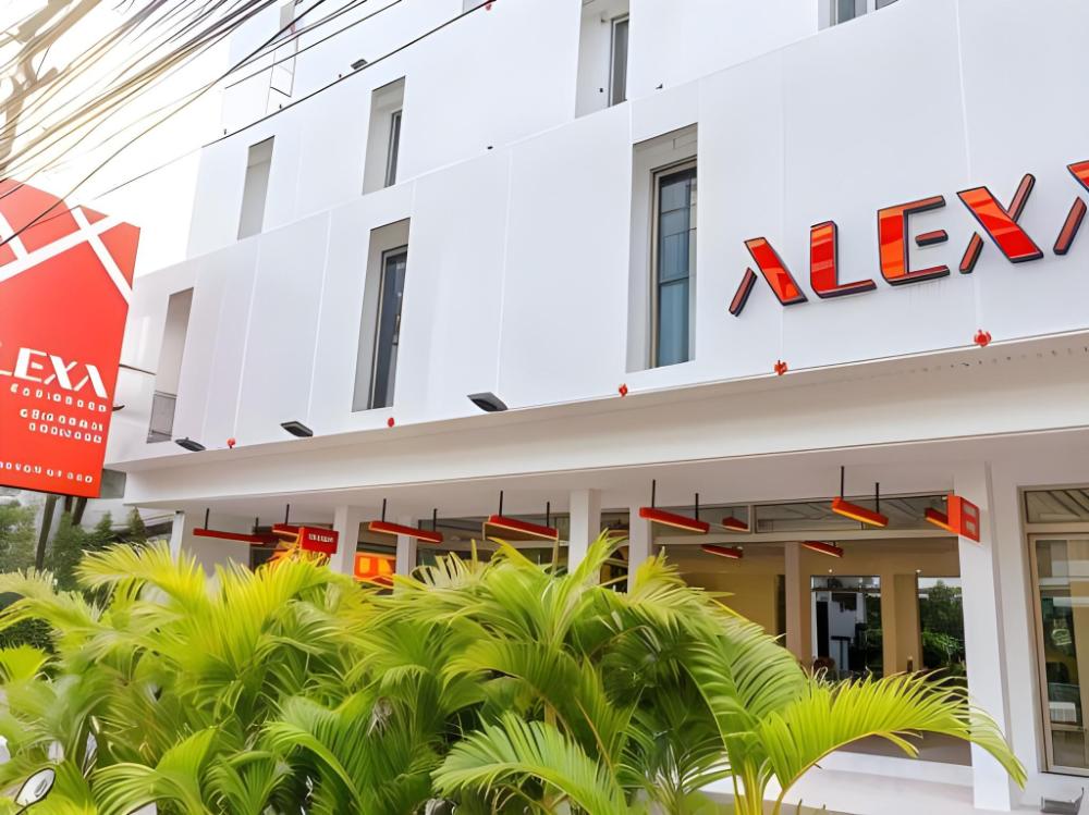alexa nimman hostel